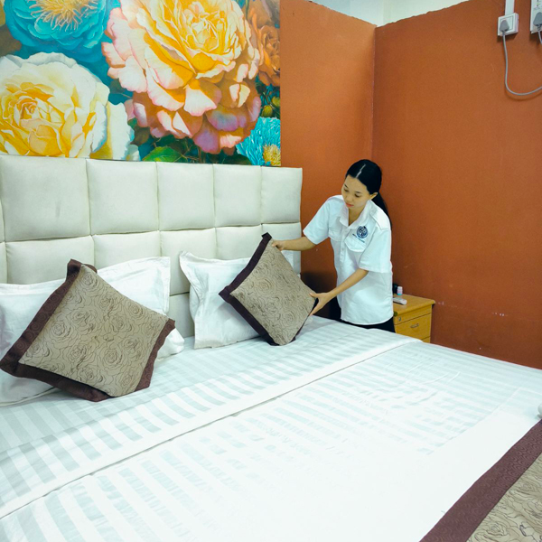 Tokutei Hotel